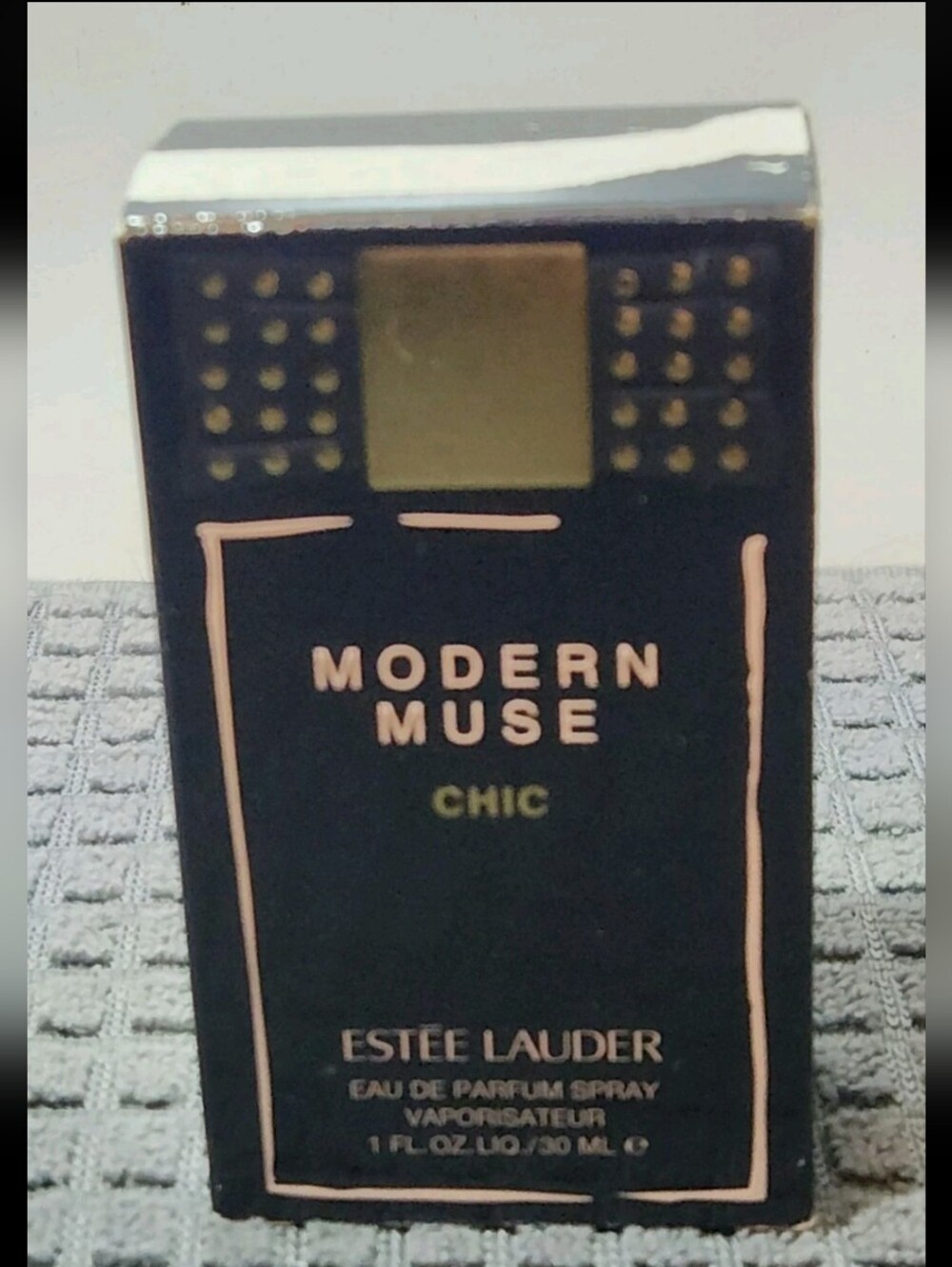 Modern Muse Chic by Estee Lauder Eau de Parfum Spray 1oz/30ml